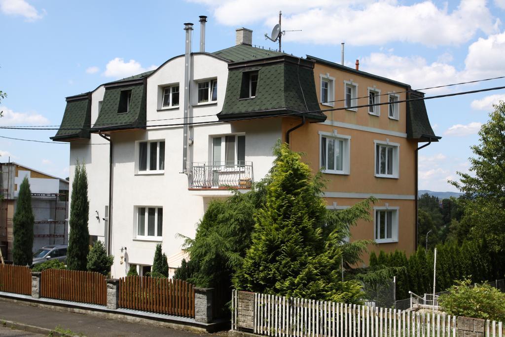 Villa Anastazis - Penzion Eden Karlovy Vary Exterior foto